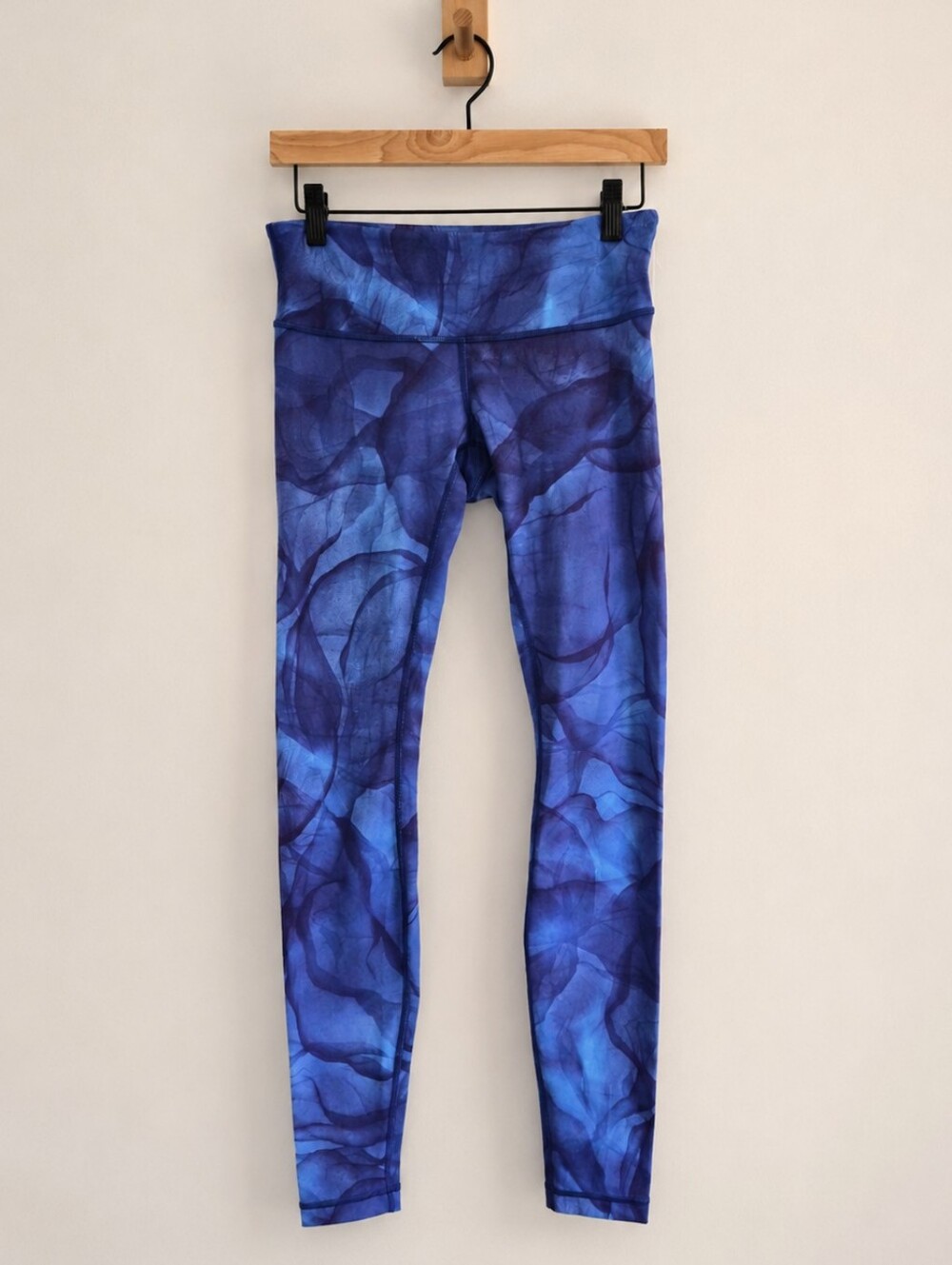 Lululemon Leggings Size 6 Blue Abstract Print High Rise Yoga Athletic Pants